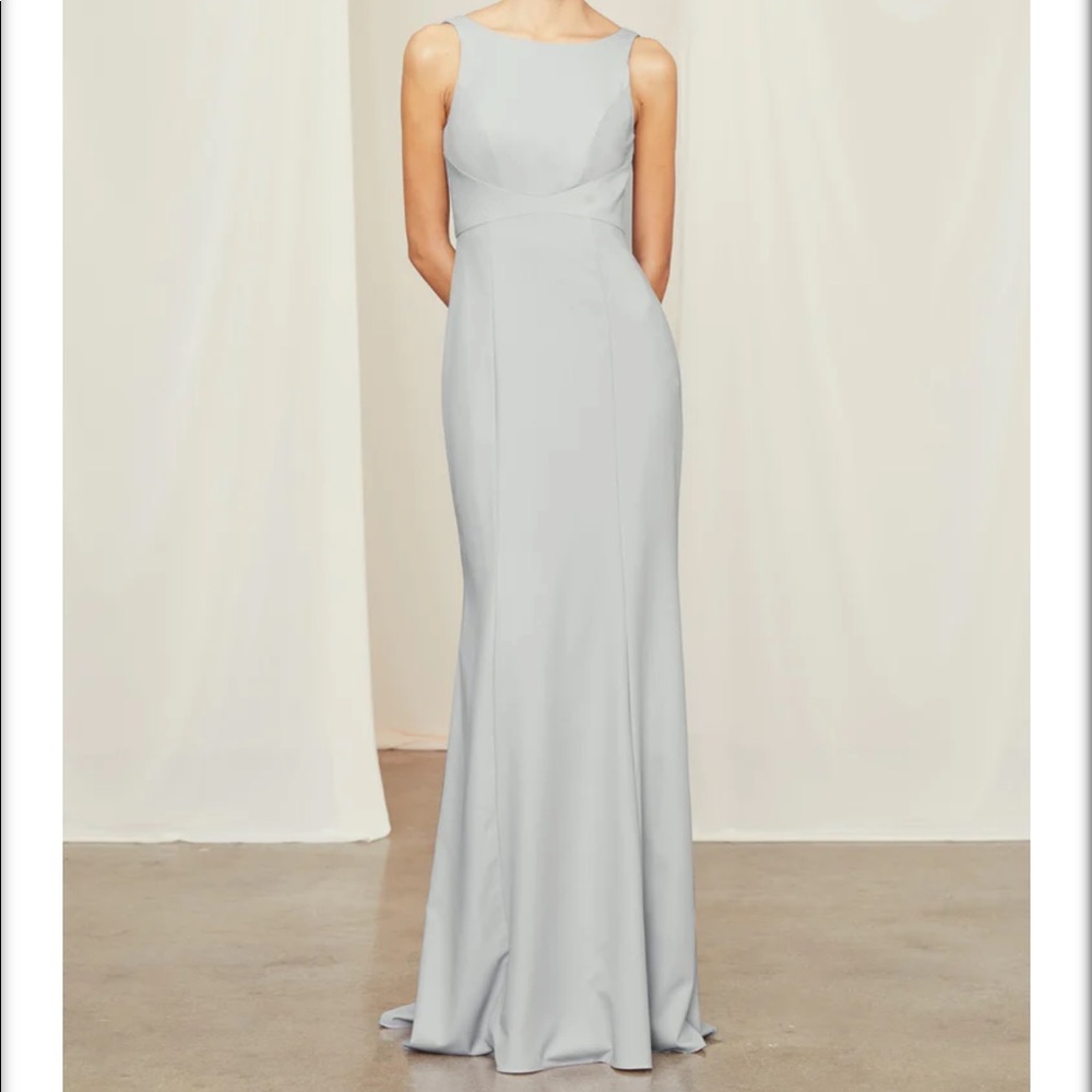 NWT UNWORN Amsale Joelle Bridesmaid Dress Size 6 Color: New Ice Fabric: Crepe